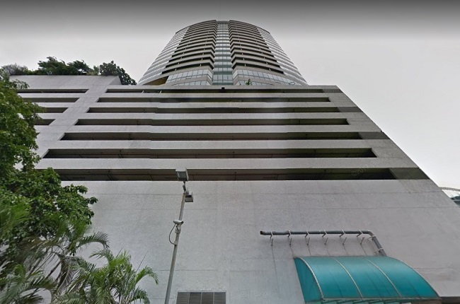 For RentCondoWitthayu, Chidlom, Langsuan, Ploenchit : For Rent President Place 14th floor, size: 46 sqm. Studio room 1 bathroom, Close to BTS Chit Lom