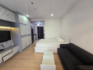 For RentCondoThaphra, Talat Phlu, Wutthakat : 🔥🔥#Urgent, ready to move in, reserve first 💦💦 Supalai Park, Talat Phlu Station ♨️#PN2407_144