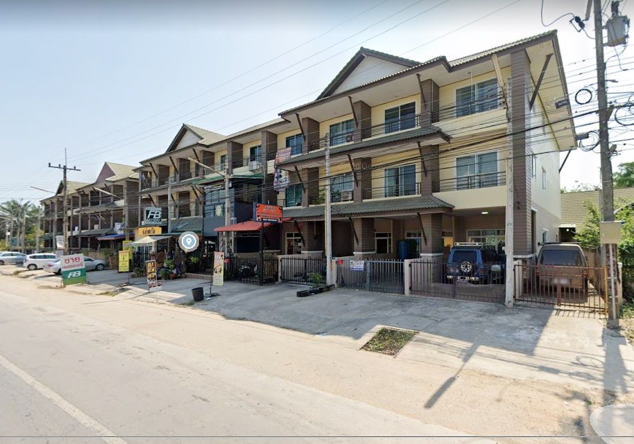 For SaleShophouseRayong : Sale with tenants, corner building, 3 floors, good location, next to the main road, 29.9 square meters (in front of Rayong Garden Hill University)