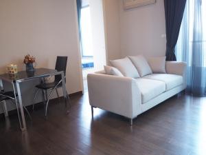 For RentCondoRama9, Petchburi, RCA : for rent Q asoke 2 bed special deal !! 💚