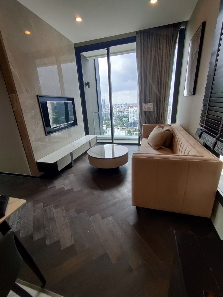 ให้เช่าคอนโดสุขุมวิท อโศก ทองหล่อ : Condo the esse Sukhumvit 36 for rent