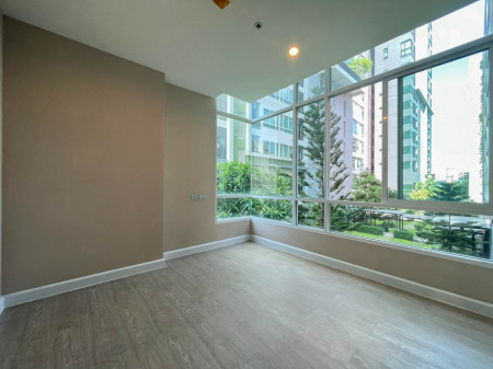 For SaleCondoOnnut, Udomsuk : Condo for sale, THE SKY Sukhumvit, new room, never lived, 35 sqm., 2nd floor, city view