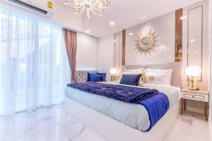 For SaleCondoPattaya, Bangsaen, Chonburi : For Sale Empire Tower Pattaya Condo for sale Empire Tower Pattaya, only 500 meters to Jomtien Beach, Pattaya.