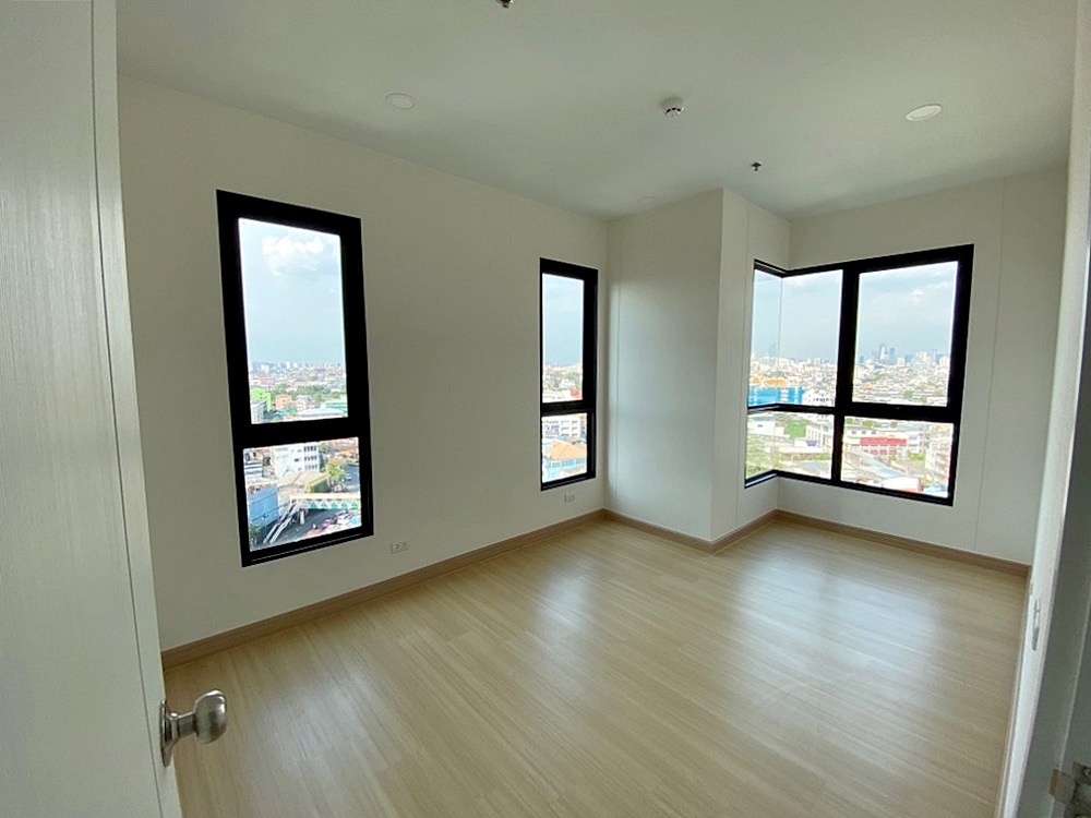 For SaleCondoWongwianyai, Charoennakor : For Sale Supalai Loft Prajadhipok – Wongwian Nearby BTS Wongwian Yai