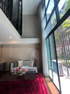 ให้เช่าคอนโดวิทยุ ชิดลม หลังสวน : for rent Na vara residence 1 bed 2bath Duplex nice room !! ❤️🌟