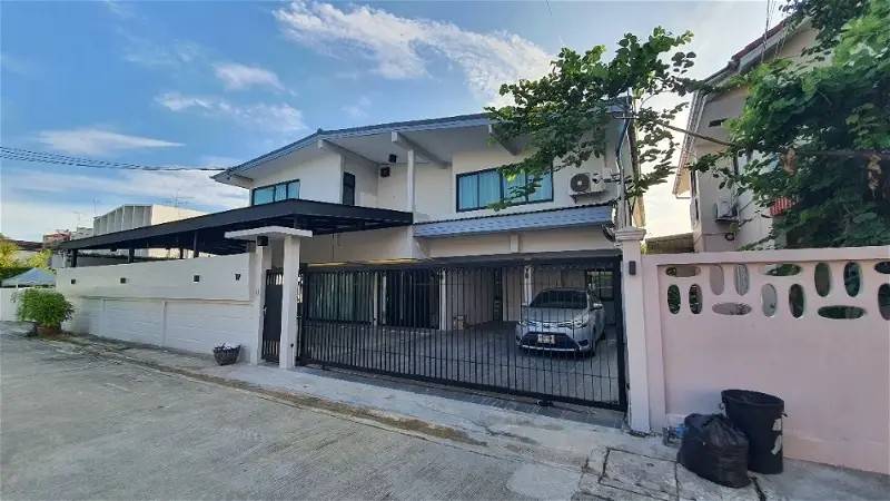 For RentHouseLadprao, Central Ladprao : House for rent, Lat Phrao, 5 bedrooms, 5 bathrooms, Village, Ruam Chok Subdistrict, Chok Chai 4