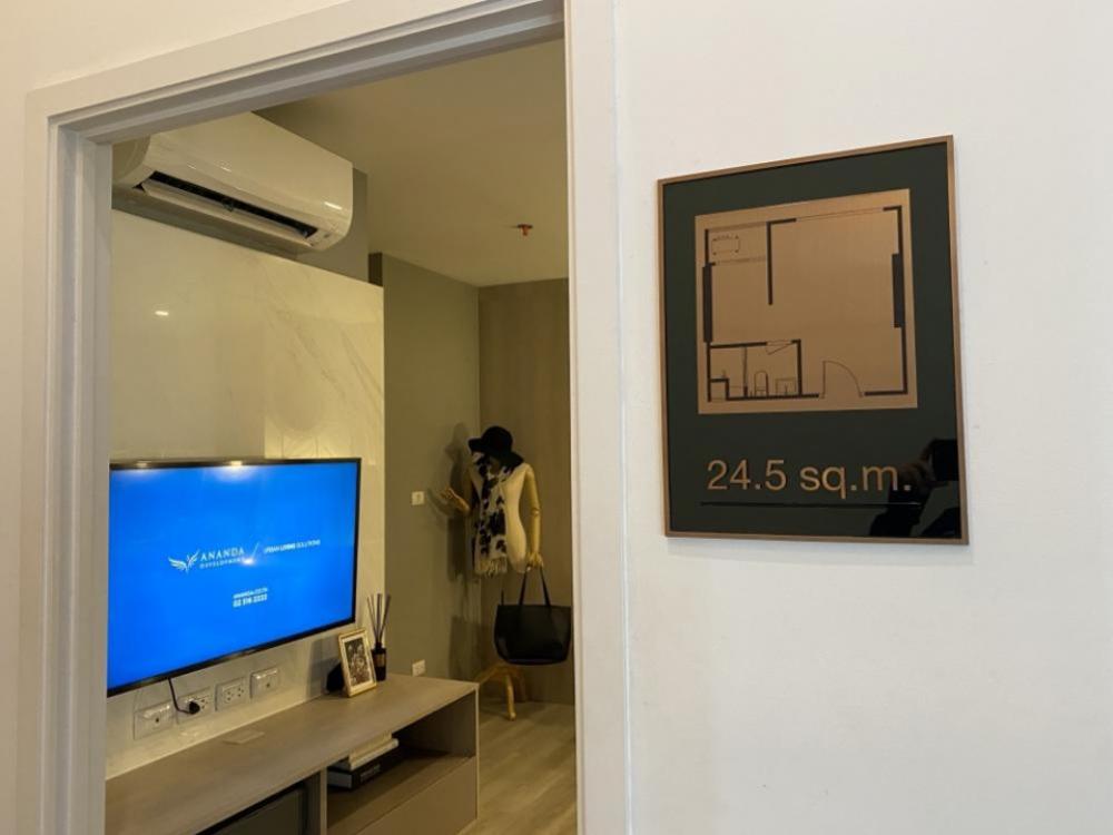 For SaleCondoThaphra, Talat Phlu, Wutthakat : Condo near BTS Wutthakat Elio Sathorn-wutthakat Studio + furniture, promotional price 2.2 million baht, with a large common area of ​​4.5 rai, full loan project room‼️‼️‼️ Interested in seeing the actual project 0946242014 Nui