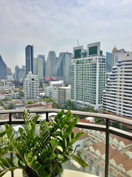 For SaleCondoSukhumvit, Asoke, Thonglor : For Sale Royce Private Residences 3 Bed 30 mb