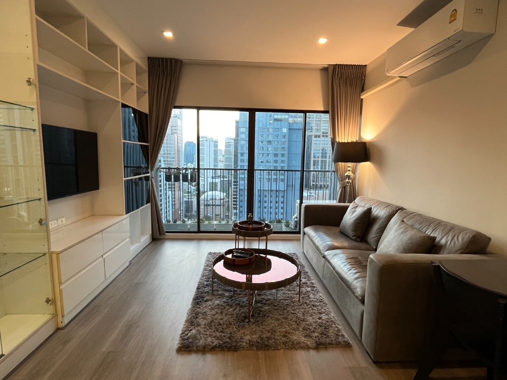 For RentCondoSukhumvit, Asoke, Thonglor : 🔥🔥#Urgent, ready to move in, reserve first 💦💦 Condo Noble Refine Sukhumvit 26 #BTS Phrom Phong Station ♨️#PT2407_200