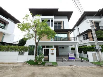 For SaleHousePattanakan, Srinakarin : Urgent sale, single house, Nirvana Beyond Light Rama 9, size 55 sq m., 3 bedrooms, 4 bathrooms **Beautiful house ready to move in**