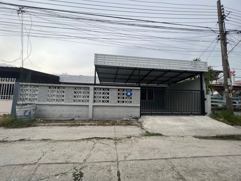 For SaleHouseMin Buri, Romklao : House for sale, 1 floor, 40 sq m., Kheha Thani Village 4, Soi Rat Phatthana 4, Saphan Sung Subdistrict, Saphan Sung District