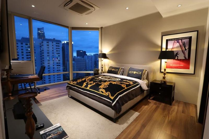 For SaleCondoSukhumvit, Asoke, Thonglor : For Sale Royce Private Residences 3 Bed 32.5 mb