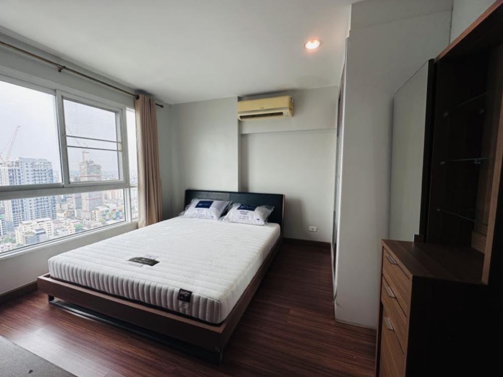 For SaleCondoRatchadapisek, Huaikwang, Suttisan : Condo Diamond ratchada near mrt Huaikhuang for sale with tenant 2 bedroom 60 sqm high floor