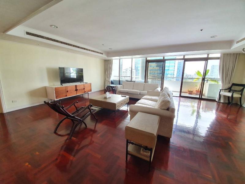 For RentCondoNana, North Nana,Sukhumvit13, Soi Nana : For Rent Kallista Mansion 3 Bedroom 3 Bathroom 315 sqm