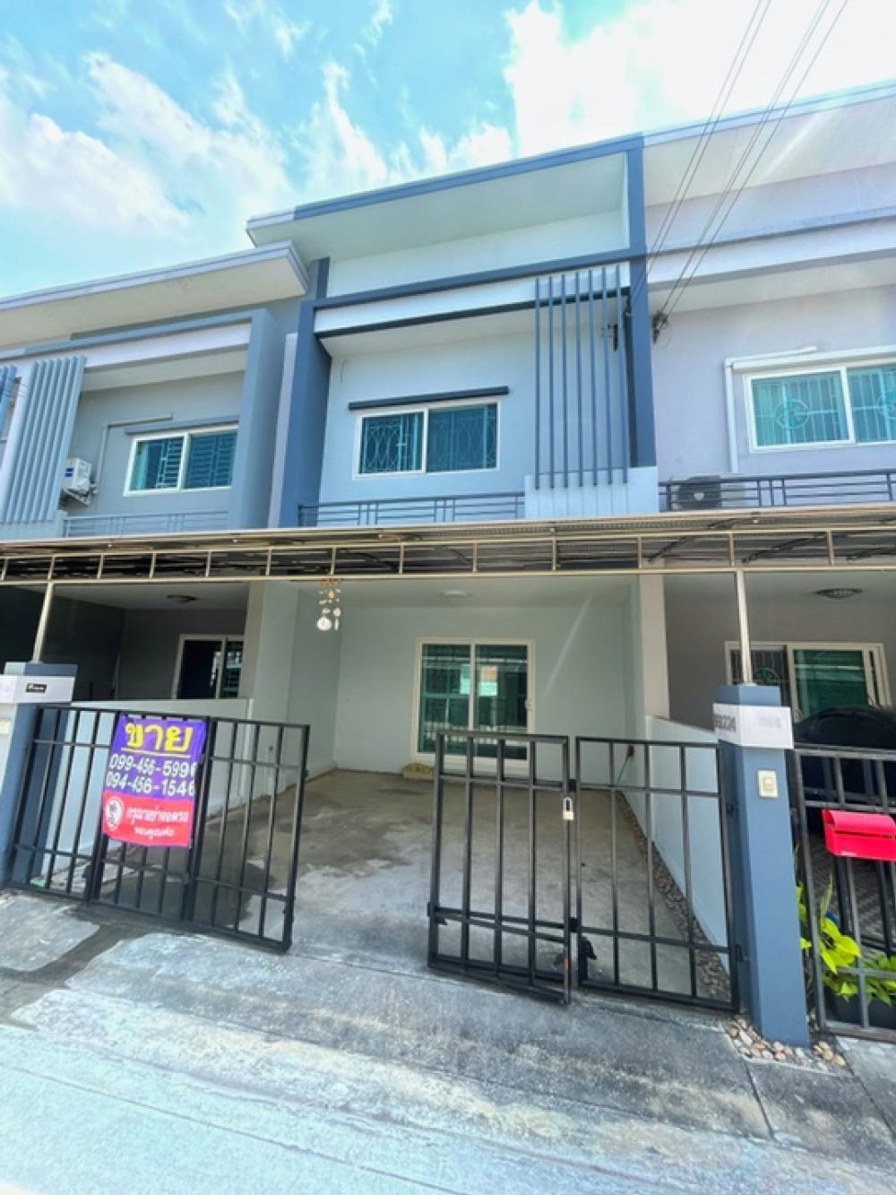 For SaleTownhouseChaengwatana, Muangthong : ‼️2-story townhouse for sale, Pak Kret, Chaengwattana, near Muang Thong Thani‼️(Selling with tenant, receive 12,000 / month)