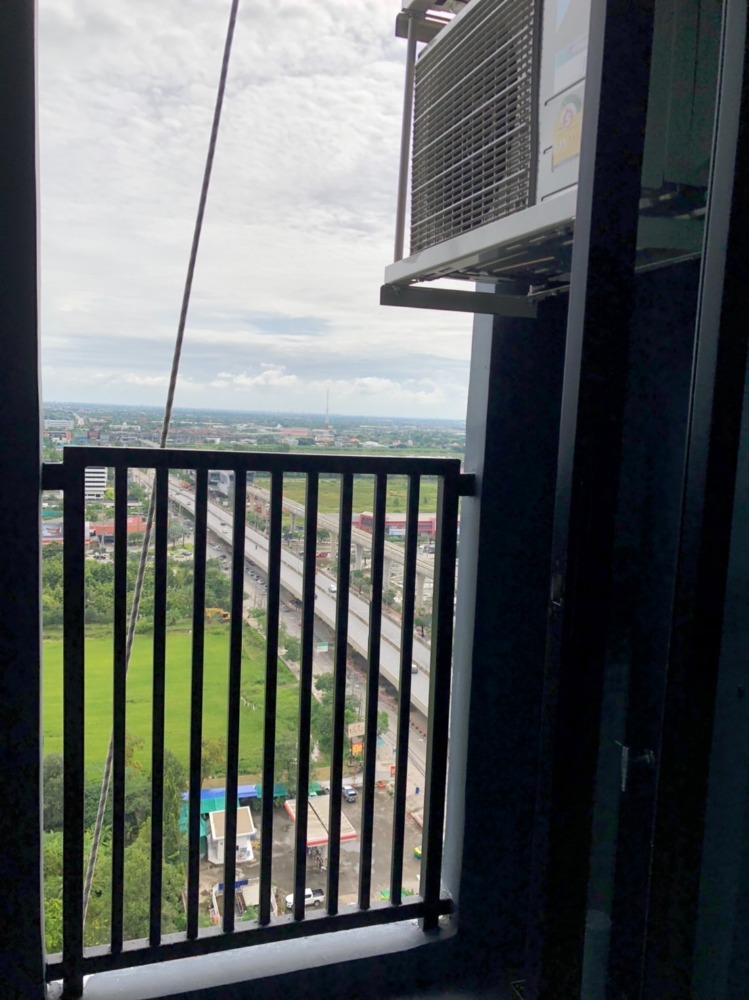 For RentCondoMin Buri, Romklao : Condo for rent, The Origin Ram 209 Interchange, large room with furniture and complete electrical appliances