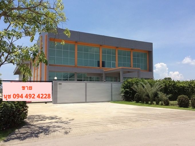 For SaleFactoryLadkrabang, Suwannaphum Airport : Ready-made factory + office for sale with 3 rai of land, next to the Suvarnabhumi logistics network.