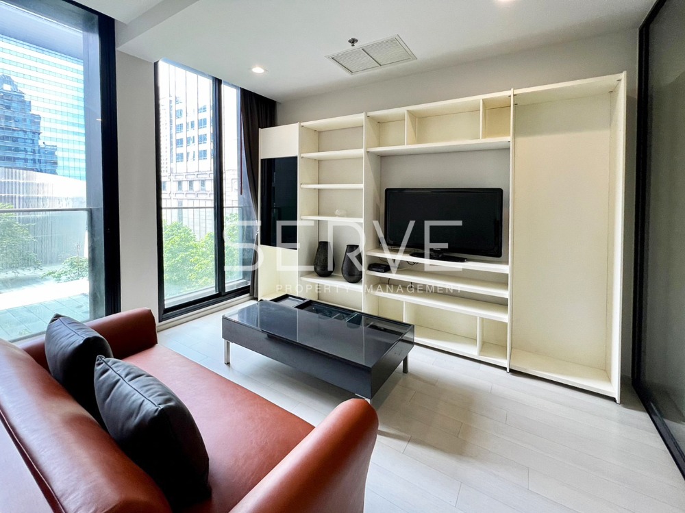 For RentCondoWitthayu, Chidlom, Langsuan, Ploenchit : 🔥Hot Price 35K🔥 - Large Studio 51.74 sq.m. Perfect Location in Phloen Chit Area Next to BTS Phloen Chit & Central Embassy at Noble Ploenchit Condo / For Rent