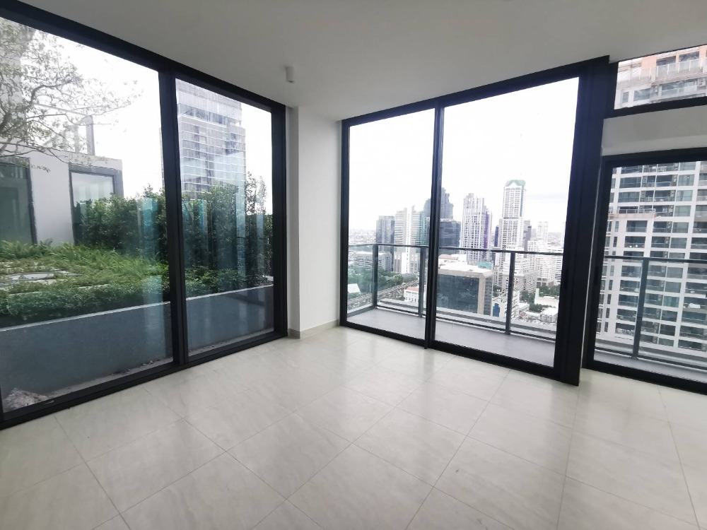 ขายดาวน์คอนโดสาทร นราธิวาส : Tait 12 2bed 2bath 80.5sqm. 24,900,000 Am: 0656199198