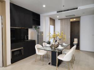 For SaleCondoWitthayu, Chidlom, Langsuan, Ploenchit : Noble Ploenchit for sale, 2 bed, Building B, 21st floor, size 81.86 sq m, north, unblock view, swiss embassy. Fully furnished.