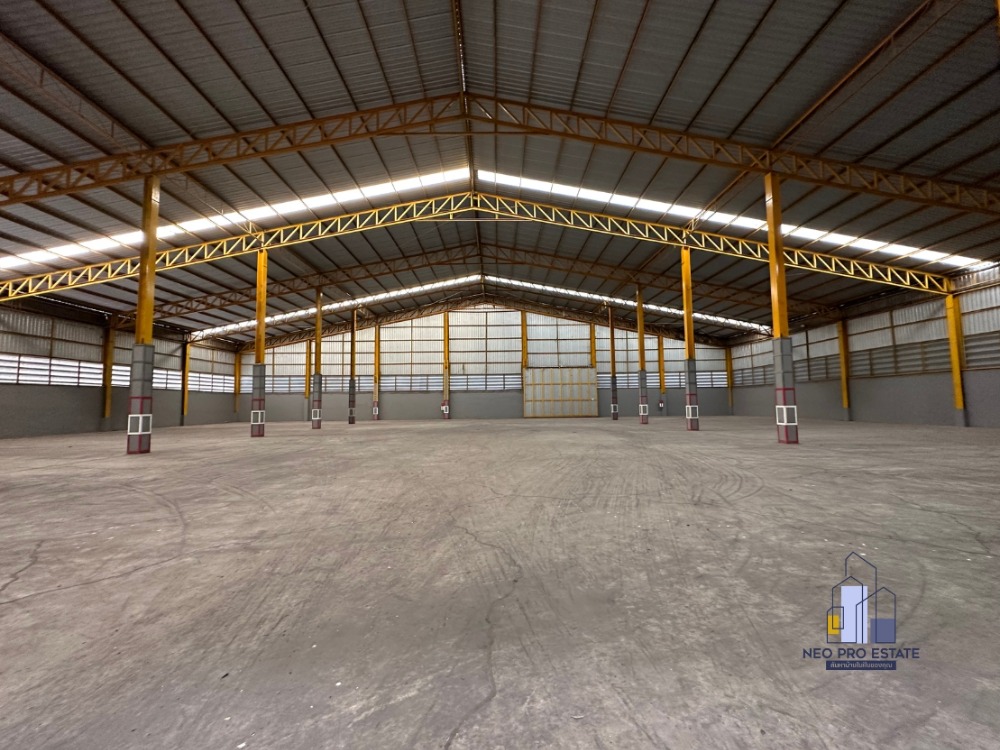 For RentWarehouseKhon Kaen : Warehouse for rent, size 500-3425 sq m, next to a four-lane road, near Mittraphap Road, Tha Phra Subdistrict, Mueang Khon Kaen District.