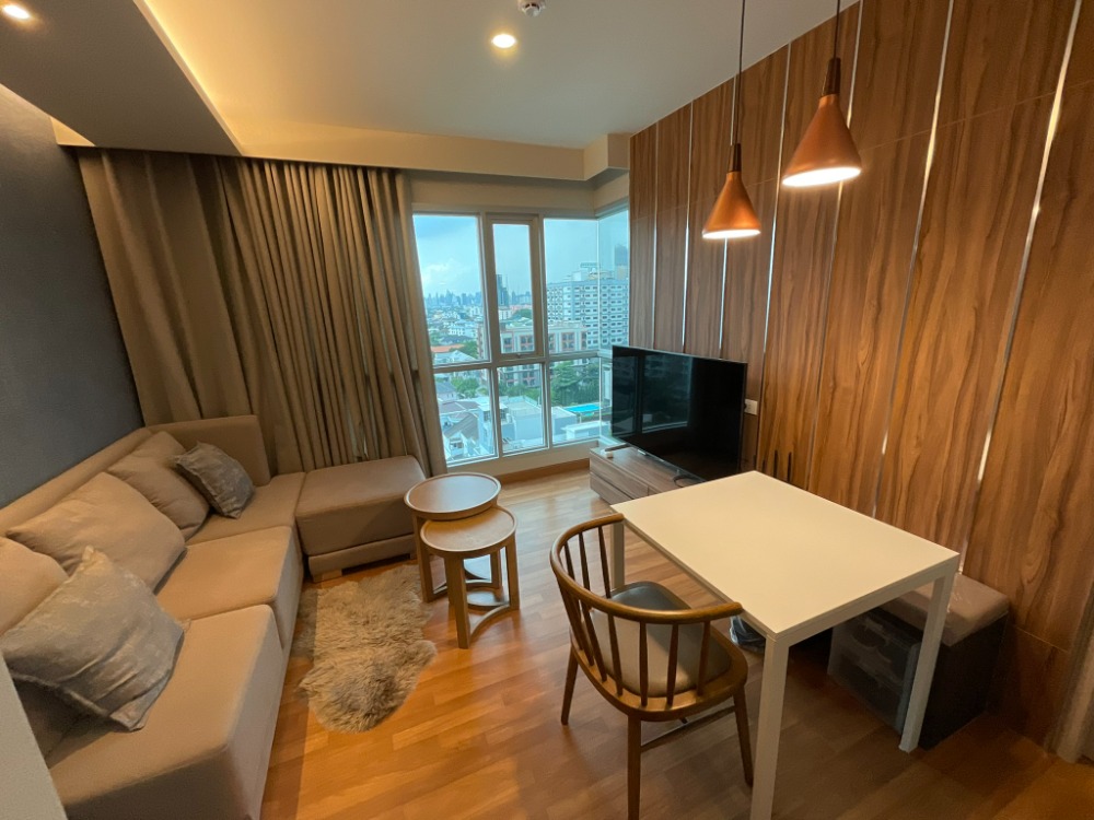 ขายคอนโด : *เจ้าของขายเอง* ขายคอนโด ลุมพินีพาร์ค วิภาวดี จตุจักร 1 Bedroom 33.5ตรม ห้องมุม