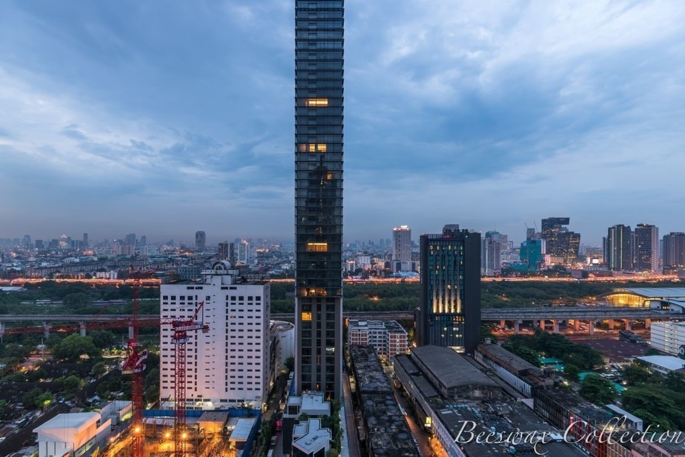 ให้เช่าคอนโด : Luxury Circle Condominium One-Bedroom Condo to Rent for Executives - Posted by Co-Owners