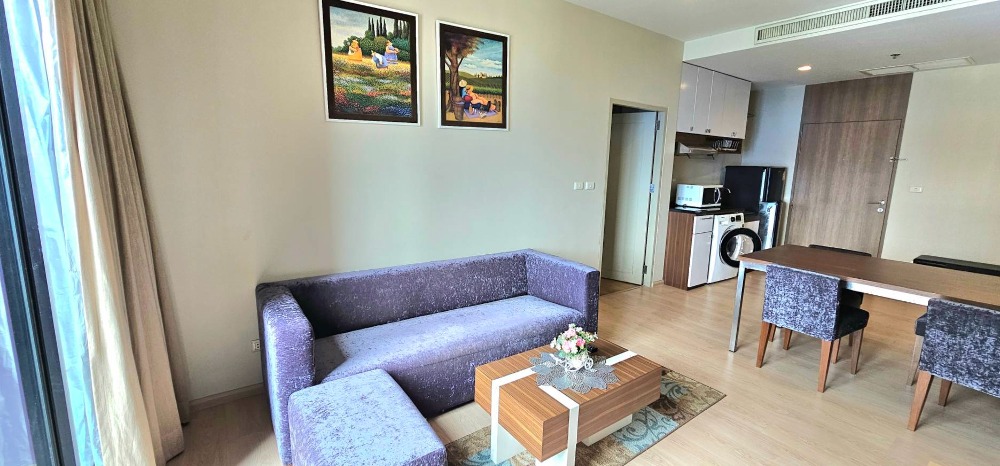 ให้เช่าคอนโดสุขุมวิท อโศก ทองหล่อ : 📌📌 Spacious One Bedroom High Rise  Project ++ Noble Reveal  Ekkamai   ++ 200 Meters to BTS Ekkamai   ++ Balcony  ++ Expat Friendly Location ++ Available to View   🔥🔥