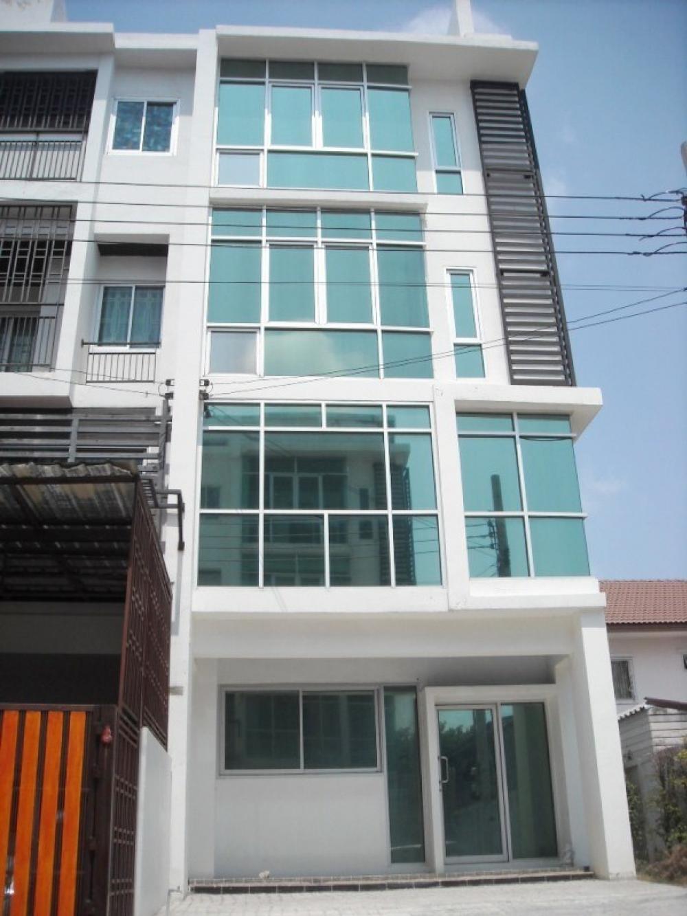 For SaleTownhouseEakachai, Bang Bon : Urgent sale! Selling at a loss, Townhome Kasa Deva Sathorn - Kanlapaphruek