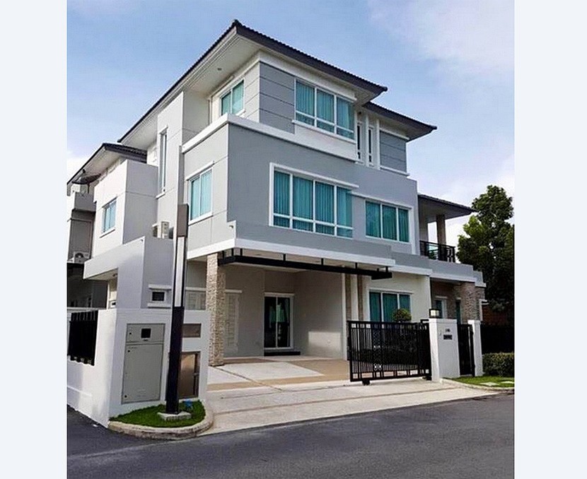 For RentHousePattanakan, Srinakarin : 🔥🔥 Good price, beautiful room, exactly as described 📌Grand Bangkok Boulevard Rama 9 - Srinakarin #Single house #AT2406_177