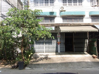 For SaleShophouseEakachai, Bang Bon : Commercial building for sale, 2 booths, 4 floors, Soi Ekachai 80, has a very spacious area. Can do a warehouse in the back