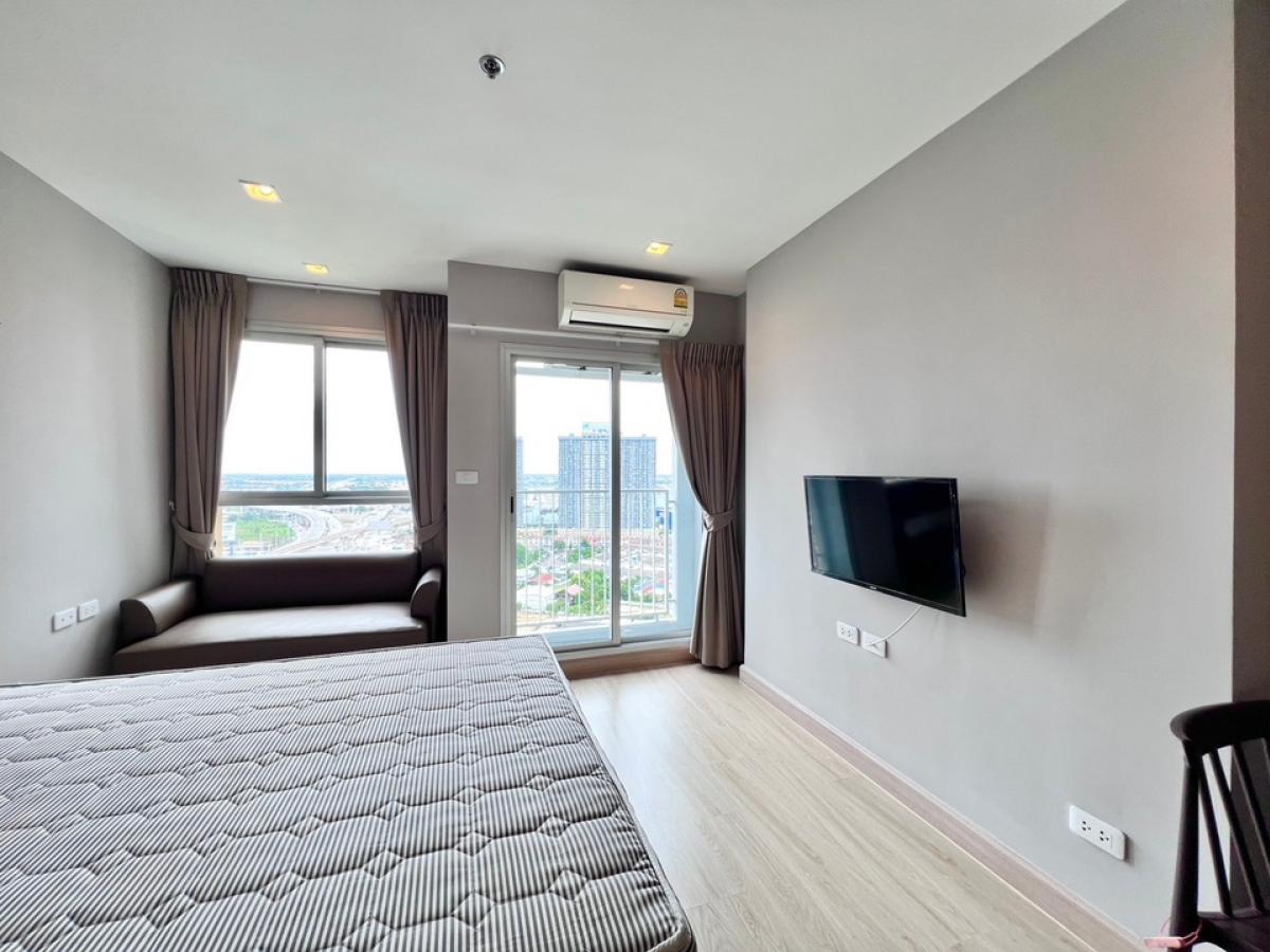 For RentCondoNonthaburi, Bang Yai, Bangbuathong : For rent!!️ Casa Condo Bangyai, 23rd floor, size 21 sq.m., furniture with electrical appliances You can move in, city view, no buildings blocking it.