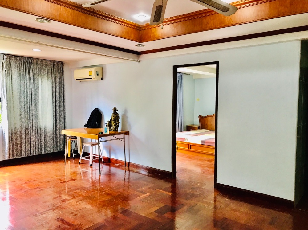 For SaleCondoRama 8, Samsen, Ratchawat : Condo for sale, Baan Sukhothai, Sukhothai Road Soi 3, Ratchawithi Road Soi 22, Wachirawut College, St Andrew's School International