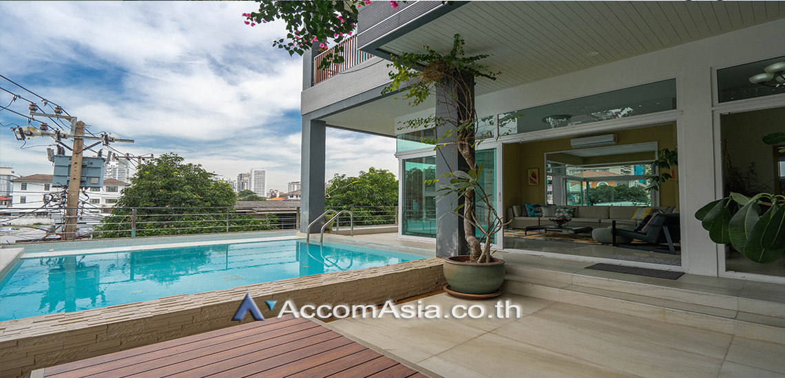 For SaleHouseOnnut, Udomsuk : Home Office, Huge Terrace, Private Swimming Pool, Pet-friendly | 5 Bedrooms House for Sale in Sukhumvit, Bangkok near BTS Ekkamai - BTS Phra khanong (AA19942)