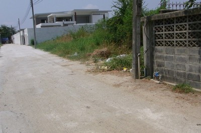 For SaleLandPattanakan, Srinakarin : Beautiful plot of land, 376 square wa, make a warehouse, office, good accommodation.