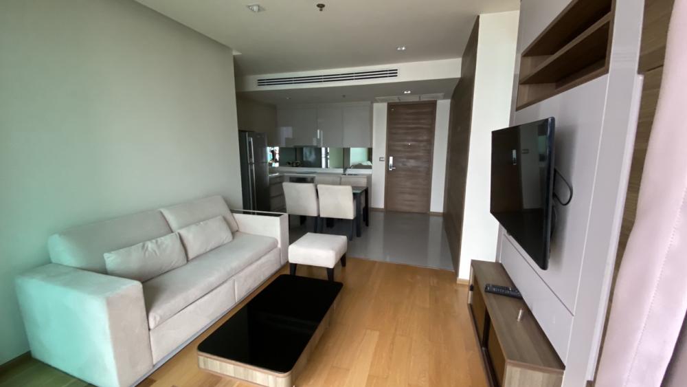 ให้เช่าคอนโดสาทร นราธิวาส : 🔥Hot price for rent The Address Sathorn bedrooms 🔥