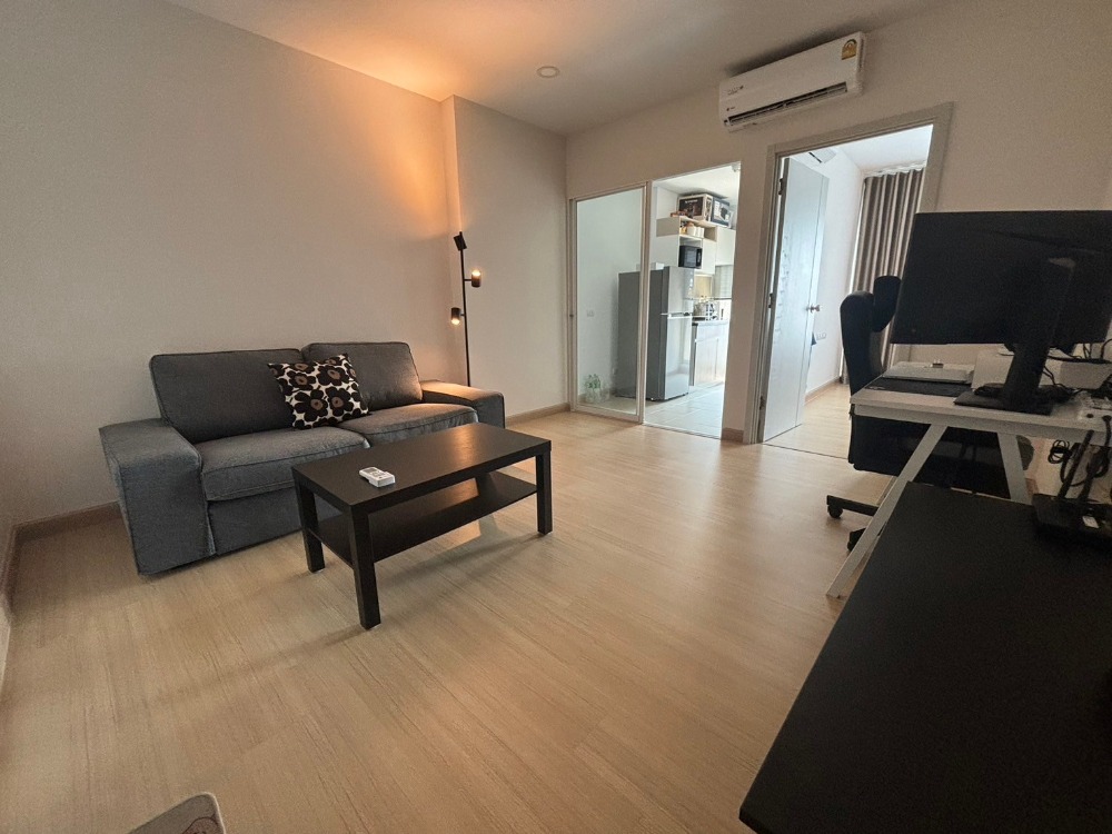 For RentCondoRamkhamhaeng, Hua Mak : For rent, Supalai Veranda, new condo, building b, floor 12A, size 41 sq m, stadium view, complete with furniture and electrical appliances, ready to move in.