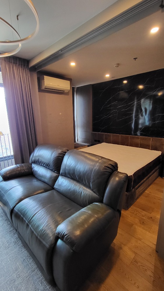 For SaleCondoRatchathewi,Phayathai : Urgent sale!!! One bedroom 45 sq m. style modern luxury