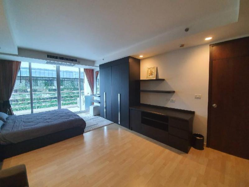 For RentCondoWitthayu, Chidlom, Langsuan, Ploenchit : For Rent The Rajdamri 1 Bedroom 1 Bathroom 45 sqm