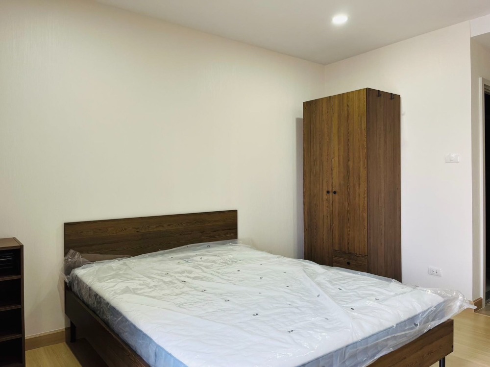 For RentCondoRamkhamhaeng, Hua Mak : For rent Supalai Veranda Ramkhamhaeng, size 28 sq m, Building C, 16th floor, fully furnished and electric appliances, ready to move in