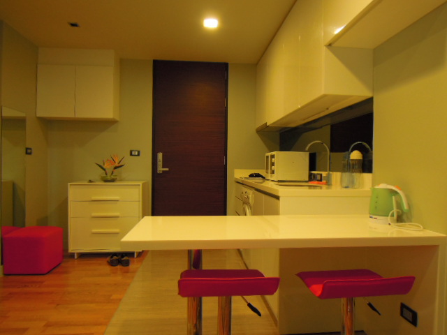 ให้เช่าคอนโดสีลม ศาลาแดง บางรัก : for RENT Quad silom , Bts Chongnontri 100m