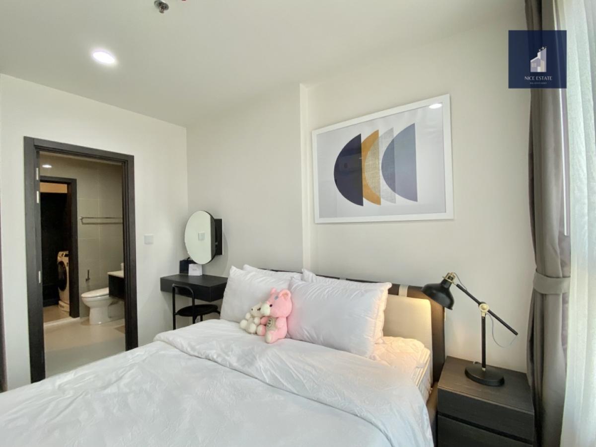 For RentCondoRatchadapisek, Huaikwang, Suttisan : XT Huaikhwang, 1 bedroom, 1 multipurpose room, 2 bathrooms, high floor, beautiful decoration, balcony