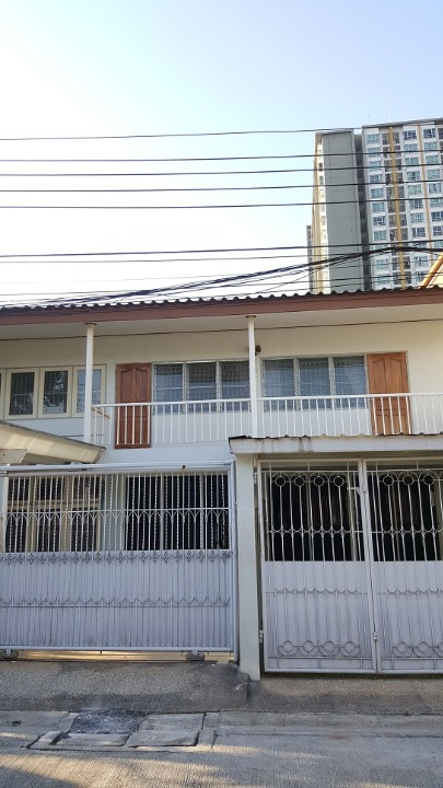 For RentTownhouseSapankwai,Jatujak : Townhouse for rent in Vibhavadi - Phaholyothin area