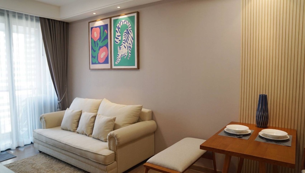 ขายคอนโดสาทร นราธิวาส : For sale Regal condo Sathorn size 32 sq.m. floor 15th 4.9 mb