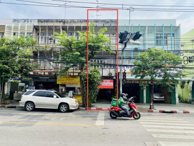 For SaleShophouseRama3 (Riverside),Satupadit : Commercial building for sale on Chan Road, at the entrance of Soi 15/1, usable area 127 sq m, area 12 sq m, near