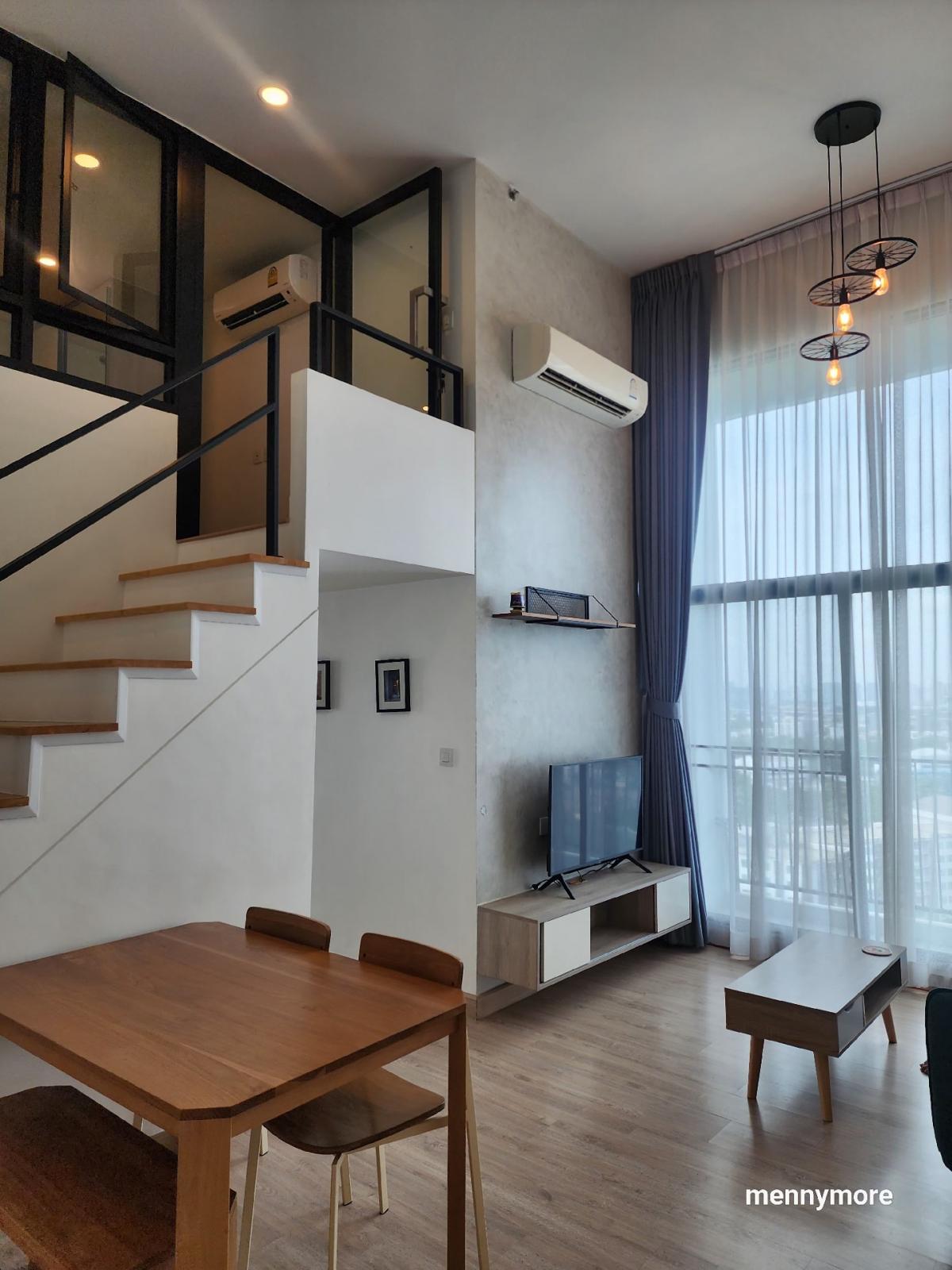 For RentCondoRattanathibet, Sanambinna : For rent: Knightsbridge Duplex Tiwanon # Corner room, large room # 3 bedrooms, 2 bathrooms, 1 kitchen (this type is once in a while)✔️ Duplex room, ceiling height 4.2 meters, open and airy, size 3 bedrooms, 2 bathrooms, area 73 sq m. ✔️ Corner room, balco