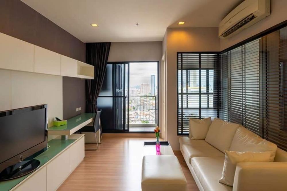 For RentCondoWongwianyai, Charoennakor : Urbano Absolute Sathon - Taksin