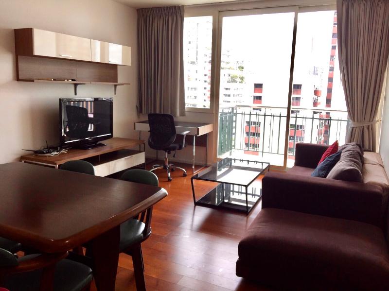 For RentCondoSukhumvit, Asoke, Thonglor : For Rent Wind Sukhumvit 23 2 Bedroom 2 Bathroom 75 sqm