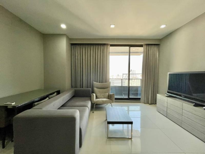 For RentCondoSilom, Saladaeng, Bangrak : For Rent M Silom 2 Bed 45,000