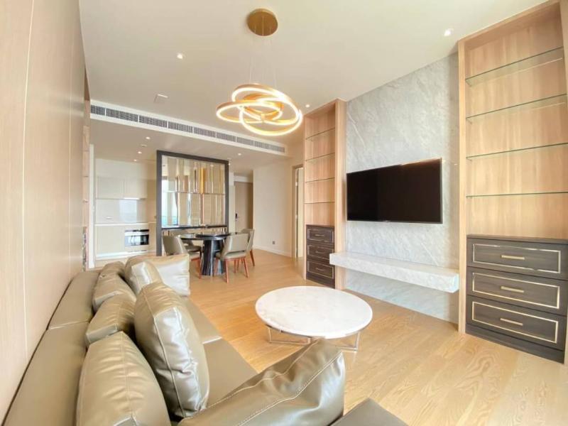 For RentCondoWongwianyai, Charoennakor : For Rent Magnolias Waterfront Residences 3 Bed 130,000